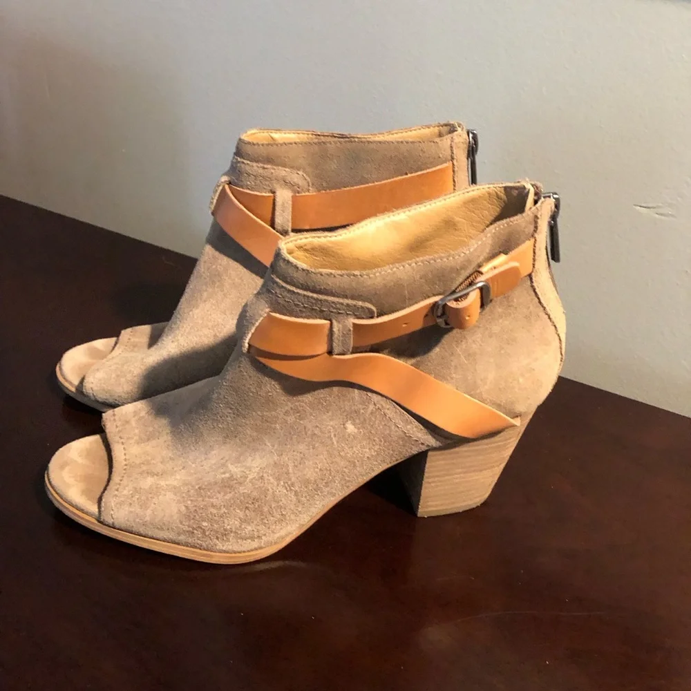 Lucky 🍀 Brand Haryson Bootie 8.5 - Picture 4 of 9